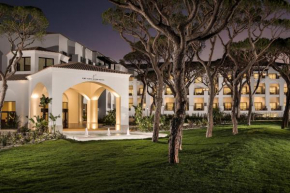  Pine Cliffs Ocean Suites, a Luxury Collection Resort & Spa, Algarve  Албуфейра